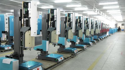 湛江超聲波焊接機在汽車內(nèi)飾焊接加工中的應(yīng)用