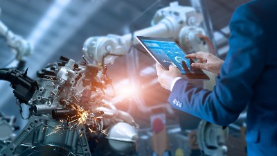 高效、穩(wěn)定、智能丨靈科激光塑料焊接機引領(lǐng)技術(shù)風(fēng)潮