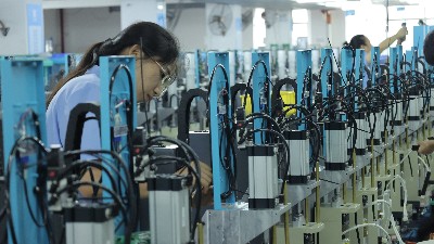肇慶超聲波焊接機在無紡布產(chǎn)品焊接加工中的應(yīng)用